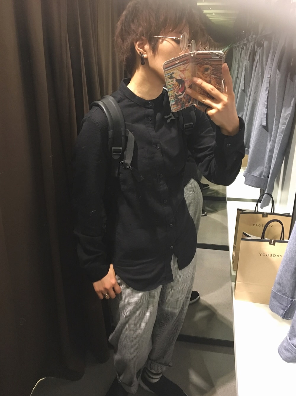 「ノーカラーシャツ」｜「H&Mのアイテム（シャツ/ブラウス、ブラック系）」を使った、６９さん（レディース・162cm）の春コーディネートの1枚目の写真