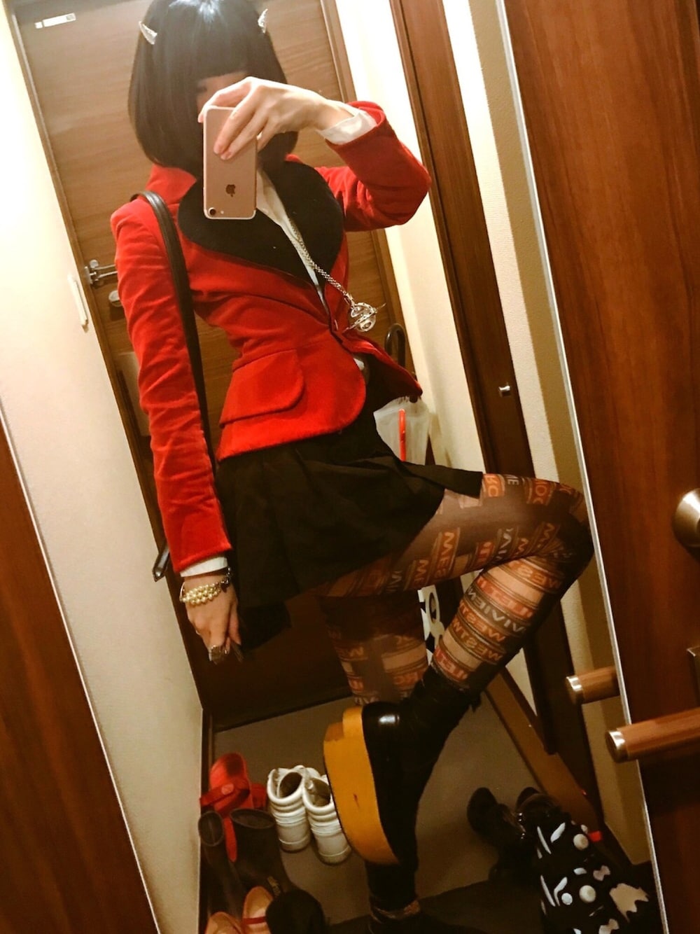 vivienne westwood カチューシャ ☆vivienne westwood☆カミラ アリス ロゴ ヘア カチューシャ