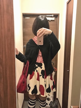 「Yohji Yamamoto（ヨウジヤマモト）のアイテム（カーディガン/ボレロ）」を使った、鮭虎みる子さん（レディース・158cm）の春コーディネート
