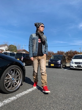「semantic design（セマンティックデザイン）のアイテム（デニムパンツ）」を使った、Nanasさん（メンズ・178cm）の春コーディネート