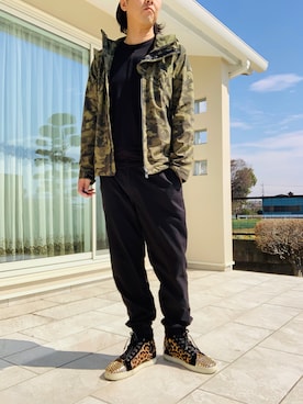 「TATRAS（タトラス）のアイテム（ナイロンジャケット）」を使った、Nanasさん（メンズ・178cm）の春コーディネート