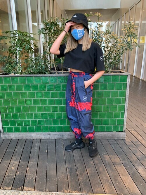 Adidas By Stella Mccartney アディダスバイステラマッカートニー のtシャツ カットソーを使った人気ファッションコーディネート Sciaky