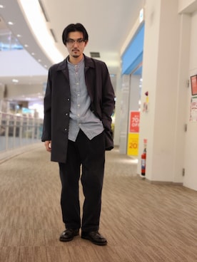 「AVIREX（アヴィレックス）のアイテム（ステンカラーコート）」を使った、奥野翼さん（メンズ・180cm）の冬コーディネート