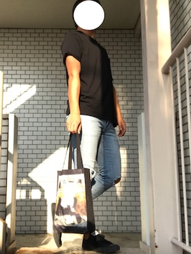 「UNIQLO（ユニクロ）のディズニーファンタジアグラフィックT（半袖）（Tシャツ/カットソー、ブラック系）」を使った、Yさん（メンズ・175cm）の夏コーディネート
