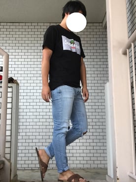 「UGG（アグ）のアイテム（サンダル、ブラウン系）」を使った、Yさん（メンズ・175cm）の秋コーディネート