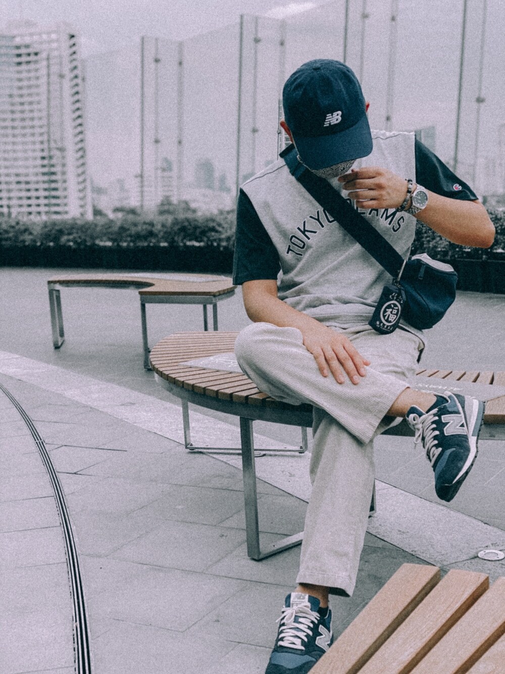 「NEW BALANCEのクラシックNBカーブドブリムハット（キャップ、ブルー系）」を使った、🌊 Magnum🌊さん（メンズ・160cm）の夏コーディネートの1枚目の写真
