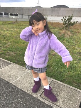 「UNIQLO（ユニクロ）のアイテム（ジャケット/アウター、パープル系）」を使った、Ririiさん（キッズ・125cm）の冬コーディネート