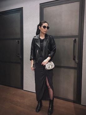 「ロング丈」｜「アイテム（ライダースジャケット）」を使った、Mayu (ALLSAINTS)さん（レディース・167cm）の春コーディネート