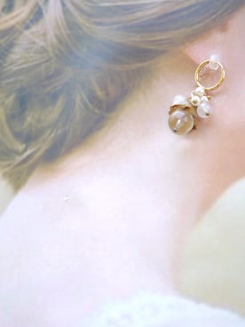 「tone（トーン）の【flua】【vintage accessory】ヴィンテージ  ガラスビーズ 小花 イヤリング（イヤリング、ゴールド系）」を使った、flua vintageさん（レディース・152cm）の秋コーディネート