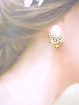 「tone（トーン）の【flua】【vintage accessory】ブライダル 2way  ヴィンテージ ビーズ細小タッセル イヤリング（イヤリング、ゴールド系）」を使った、flua vintageさん（レディース・152cm）の秋コーディネート