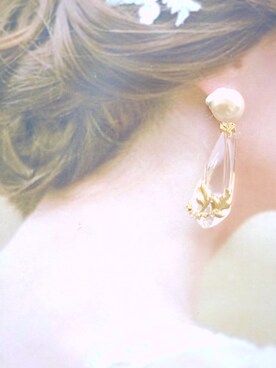 「tone（トーン）の【flua】【vintage accessory】ブライダル 2way   ヴィンテージ クリスタル パール ピアス（ピアス（両耳用）、ゴールド系）」を使った、flua vintageさん（レディース・152cm）の秋コーディネート
