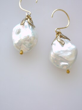 「tone（トーン）の【flua】【vintage accessory】淡水パール オーロラパール ゴールドリーフ ピアス（ピアス（両耳用）、ゴールド系）」を使った、flua vintageさん（レディース・152cm）の秋コーディネート