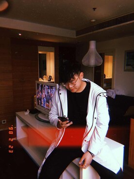 「PULL&BEAR（プルアンドベア）のアイテム（モッズコート）」を使った、踢噢屁さん（メンズ・185cm）の冬コーディネート