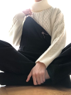 「白ニット」｜「アイテム（オールインワン・サロペット）」を使った、ちみ🍽さん（レディース・159cm）の冬コーディネート