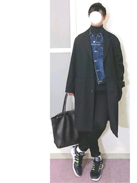 「ネオンカラー」｜「アイテム（チェスターコート）」を使った、hasuさん（メンズ・173cm）の冬コーディネート