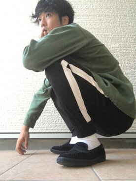 「UP START（アップスタート）のアイテム（パンツ）」を使った、すっぴーさん（メンズ・174cm）の秋コーディネート