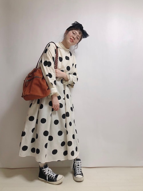 Fillil（フィリル）の「ドットプリント ドルマンワイドワンピース 