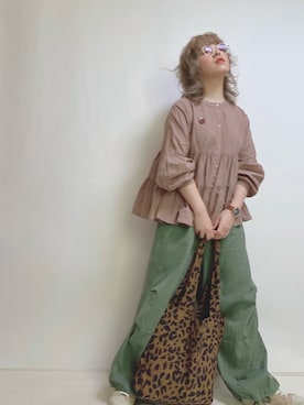 「ティアードブラウス」｜「アイテム（サロペット/オーバーオール）」を使った、☆★gizmo★☆さん（レディース・159cm）の秋コーディネート