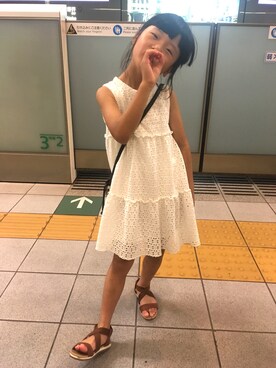 「ZARA KIDSのアイテム（ワンピース、ホワイト系）」を使った、hi7さん（キッズ・120cm）の夏コーディネート
