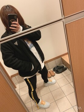「Guess（ゲス）のアイテム（ジャケット/アウター）」を使った、福み🦈🌻さん（レディース・150cm）の冬コーディネート