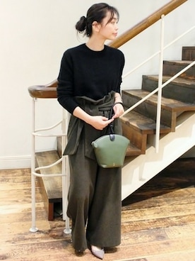 「カシミヤ」｜「アイテム（シューズ）」を使った、LUCYさん（レディース・163cm）の秋コーディネート