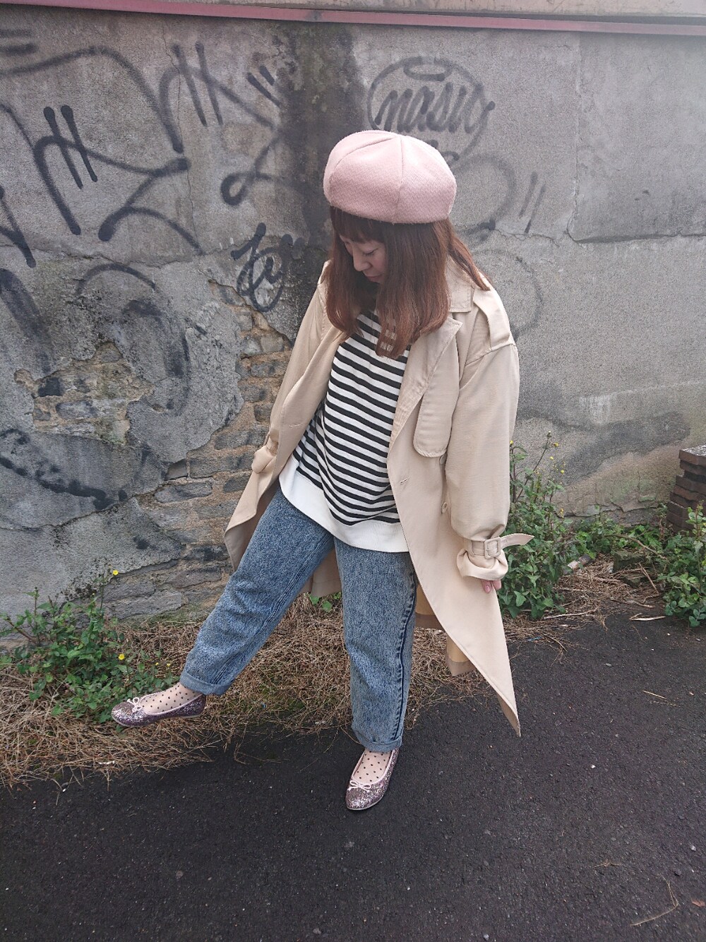 「niko and...のオリジナルパネルベレー【niko and ...】（ハンチング/ベレー帽、ピンク系）」を使った、ユーリさん（レディース・152cm）の春コーディネートの1枚目の写真