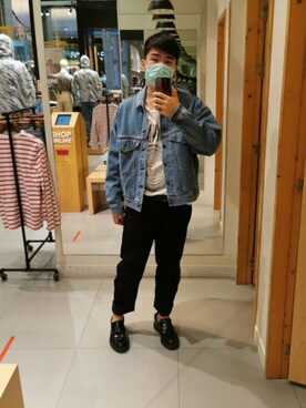 「NIRVANA」｜「アイテム（デニムジャケット）」を使った、ratthawatさん（メンズ・176cm）の秋コーディネート