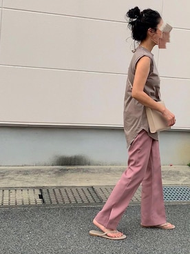 「秋のカフェオレコーデ」｜「アイテム（ビーチサンダル）」を使った、めそさん（レディース・158cm）の秋コーディネート