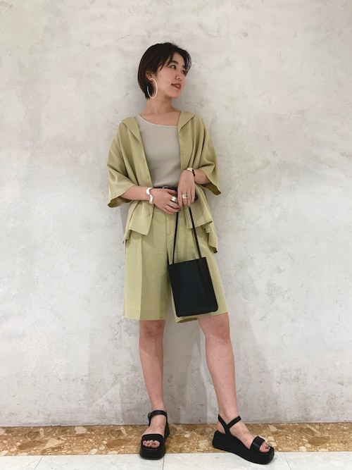 Lowrys Farm 名古屋パルコマコさんのシャツ ブラウスを使ったコーディネート Zozotown