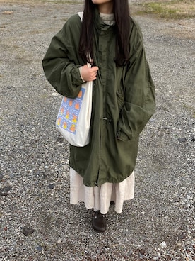 「白スカート」｜「アイテム（スリッポン）」を使った、mameさん（レディース・159cm）の春コーディネート