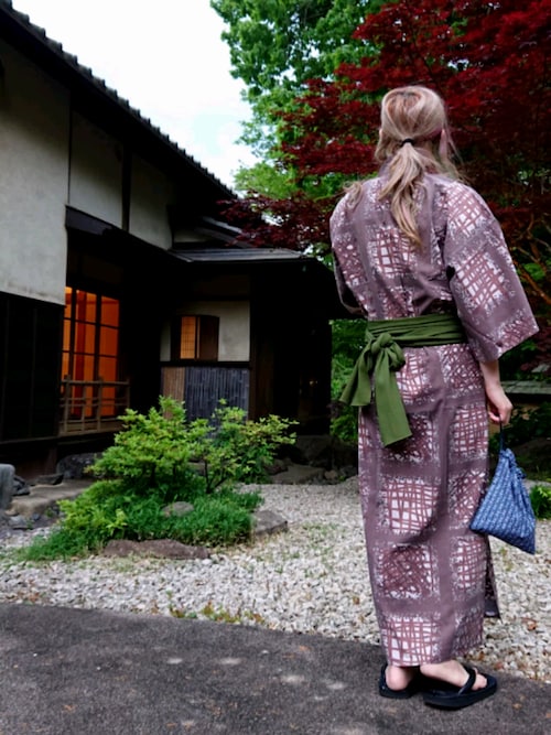 搭配日本夏季浴衣的男性时尚穿搭总览