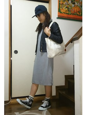 「黒コンバース」｜「アイテム（ライダースジャケット）」を使った、SHIHOさん（レディース・161cm）の冬コーディネート