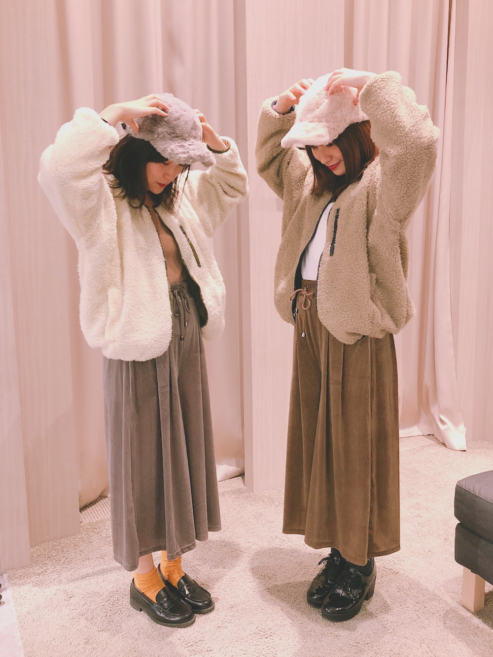 「ブルゾン、コーデュロイ、ブラウン、もこもこ、ディズニー、おそろいコーデ、シェリーメイ、ダッフィー、ディズニーコーデ、HVC」｜「GRAND GLOBALのアイテム（ジャケット/アウター、ブラウン系）」を使った、HVC船橋店さん（レディース・160cm）の秋コーディネートの1枚目の写真