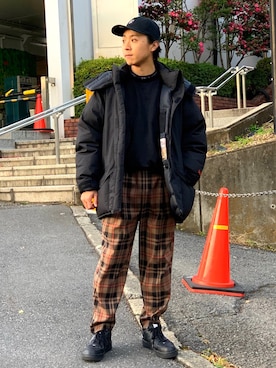 「Lui's（ルイス）のモックネック ビッグシルエット ロゴ スウェット（スウェット）」を使った、なじーさん（メンズ・167cm）の冬コーディネート