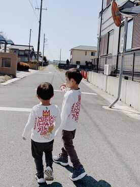「きょうだい」｜「アイテム（パンツ）」を使った、R & Kさん（キッズ・100cm）の春コーディネート