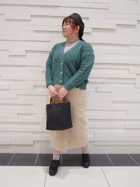「着痩せ」｜「アイテム（ハンチング/ベレー帽）」を使った、coen みー子さん（レディース・162cm）の秋コーディネート
