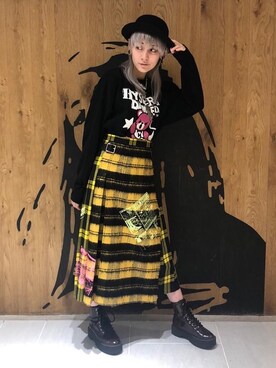 「パンクコーデ」｜「アイテム（スカート）」を使った、natalieさん（レディース・160cm）の冬コーディネート
