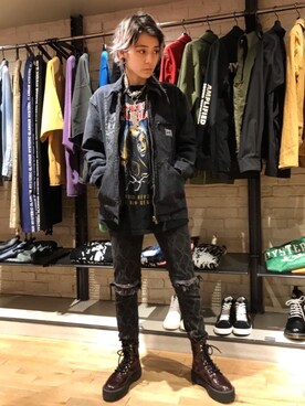 「パンクコーデ」｜「アイテム（その他アウター）」を使った、natalieさん（レディース・160cm）の春コーディネート