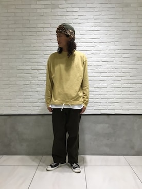 「マスタードイエロー」｜「アイテム（レッド系）」を使った、nakaさん（メンズ・180cm）の秋コーディネート
