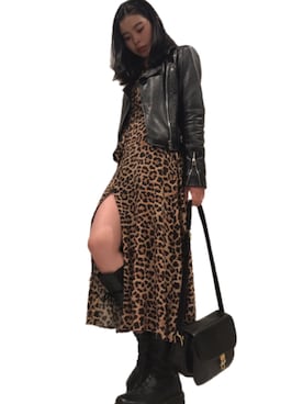 「MANGO（マンゴ）のアイテム（ライダースジャケット）」を使った、AIMIさん（レディース・163cm）の秋コーディネート