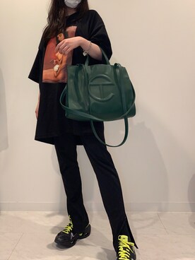 「TELFAR」｜「アイテム（アクセサリー）」を使った、AIMIさん（レディース・163cm）の夏コーディネート