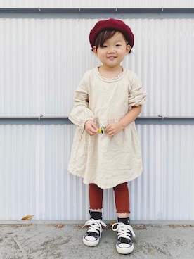 「西松屋」｜「アイテム（ハンチング/ベレー帽）」を使った、Sakuiiさん（キッズ・100cm）の秋コーディネート