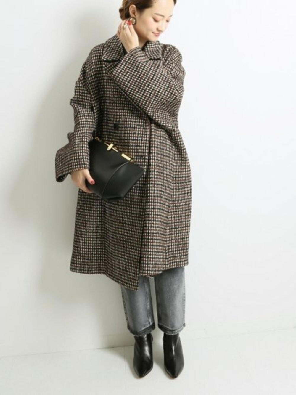 「チェック、コート、デニム、アウター、ビッグシルエット、チェック柄、VERMEIL par iena、ZANCHETTI、COUTURED ADAM」｜「VERMEIL par ienaのCOUTURED ADAM ビッグチェックコート◆（その他アウター、ブラウン系）」を使った、yukiさん（レディース・160cm）の夏コーディネートの1枚目の写真