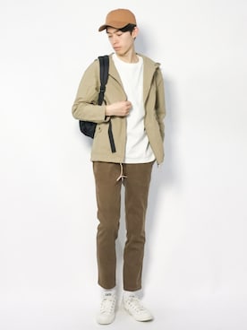 「Gregory」｜「アイテム（マウンテンパーカー）」を使った、Morikawa Yoshinoriさん（メンズ・176cm）の春コーディネート