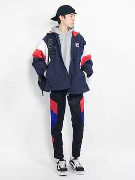 「FILA（フィラ）のアイテム（ブルゾン）」を使った、Morikawa Yoshinoriさん（メンズ・176cm）の春コーディネート