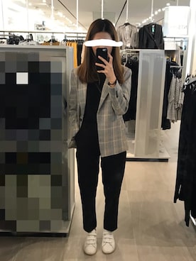 「H&M（エイチ・アンド・エム）のアイテム（スーツジャケット）」を使った、Nikkiさん（レディース・166cm）の春コーディネート