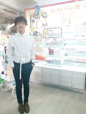 「zinif（ジニフ）のアイテム（シューズ）」を使った、James laurentさん（メンズ・176cm）の夏コーディネート