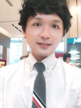 「zinif（ジニフ）のアイテム」を使った、James laurentさん（メンズ・176cm）の冬コーディネート