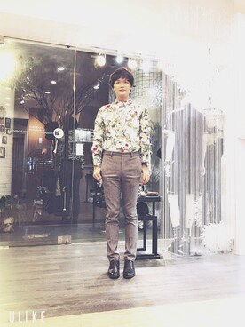 「zinif（ジニフ）のアイテム（トップス）」を使った、James laurentさん（メンズ・176cm）の夏コーディネート