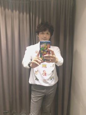 「zinif（ジニフ）のアイテム」を使った、James laurentさん（メンズ・176cm）の夏コーディネート